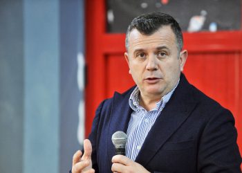 Zgjedhjet e 6 marsit/ Balla takim me të rinjtë në Lushnje