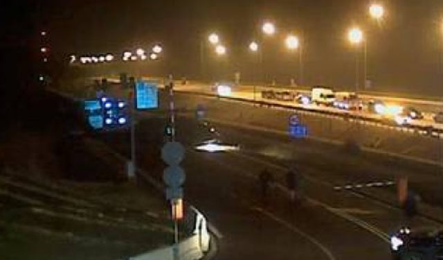 VIDEO/ I hedhin benzinë zjarrit? Një helikopter amerikan ulet në kufirin e Ukrainës