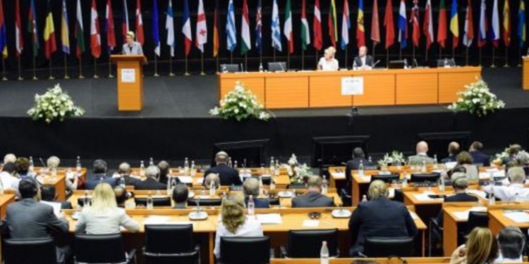 LAJM I FUNDIT/ Situata në Ukrainë, mblidhen krerët e shteteve të NATO-s