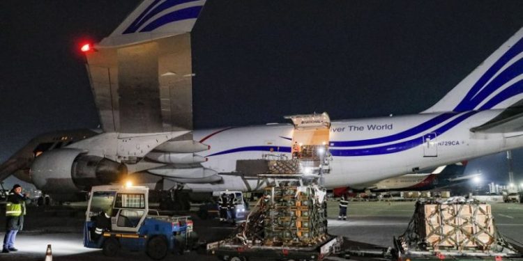 Vendet e NATO-s shtojnë dërgesat ushtarake për Ukrainën