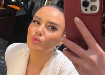 FOTO/ Publikohen fotot që nuk i ka parë askush, ja kë festoi Shën Valentinin Bora Zemani