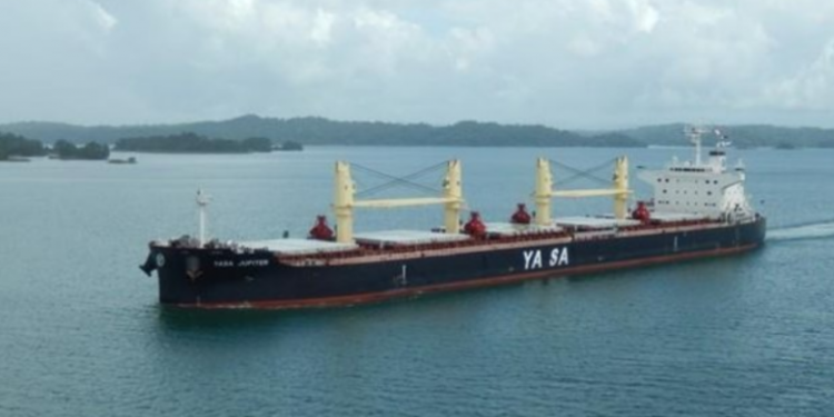 FOTO/ Sulmet e Rusisë/ E pëson edhe aeroplanmbajtësja turke, goditet nga raketat ruse në brigjet e Ukrainës