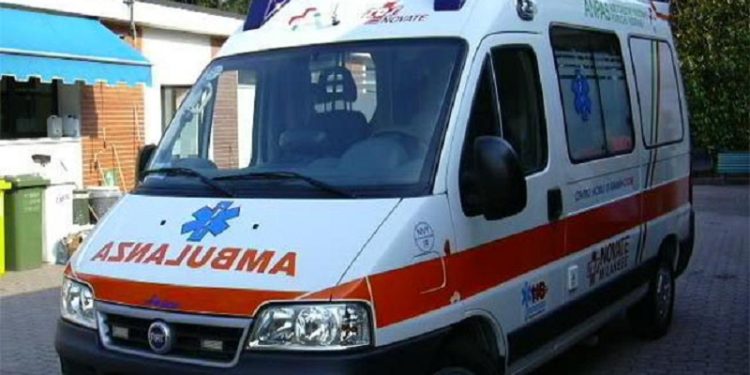 Elbasan/ U rrëzua nga skela teksa po punonte