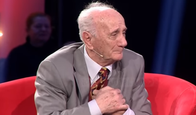 ‘Refuzoi pasaportën italiane’, babai i Ilirit shfaqet për herë të parë në ekran, përlotet…