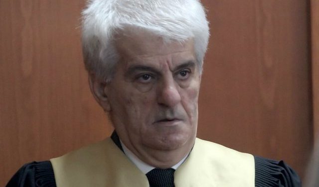 U dënua me 1 vit burg për falsifikim, Gjykata e Lartë nuk pranon rekursin e Luan Dacit