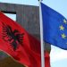 Komisioni Europian ngre shqetësimet për Shqipërinë: Niveli i lartë i korrupsionit dhe pagë-rrjedhja
