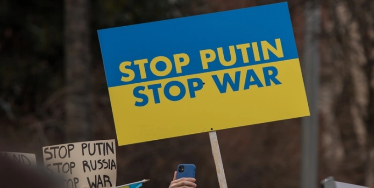 LAJM I FUNDIT/ Zelensky telefonatë me kryeministrin izraelit: Bisedo me Rusinë!