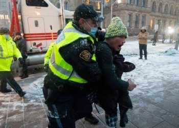 Vazhdojnë protestat kundër masave anti-covid, 100 të arrestuar në Kanada