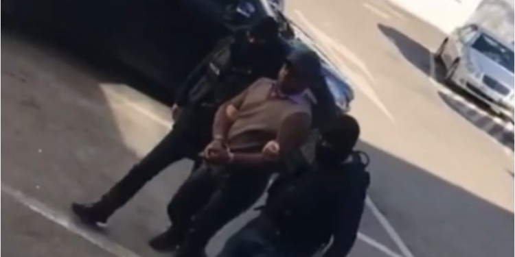 Sekuestrohen për herë të dytë 1.2 milionë euro në Rinas, iu kapën shtetasit kamerunas