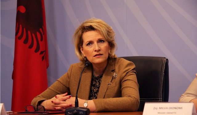 “Shqipëria i bashkohet sanksioneve ndaj Rusisë”, Kodheli: Ukraina është e pandashme, na prek çdo sfidë e saj