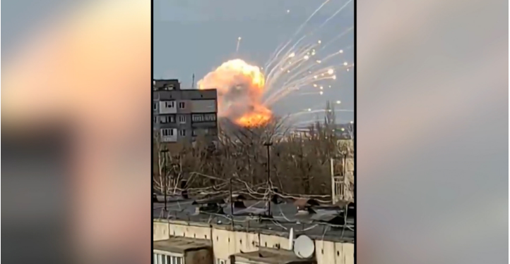 VIDEO/ Shpërthim i fortë në bazën ajrore “Melitopol”, 100 raketa dhe 75 bombardues deri më tani