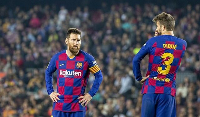 Pique tradhtoi Messi-n/ Ishte ai që i kërkoi Presidentit largimin e argjentinasit nga Barcelona
