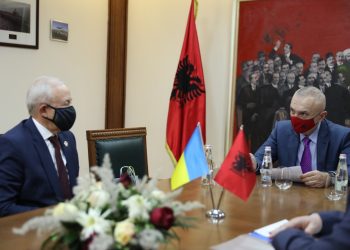 Lufta, Meta takon ambasadorin ukrainas: Jemi në një linjë me BE-në dhe NATO-n