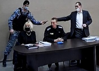 Akuza për mashtrim, Alexei Navalny rrezikon 10 vite të tjera burg