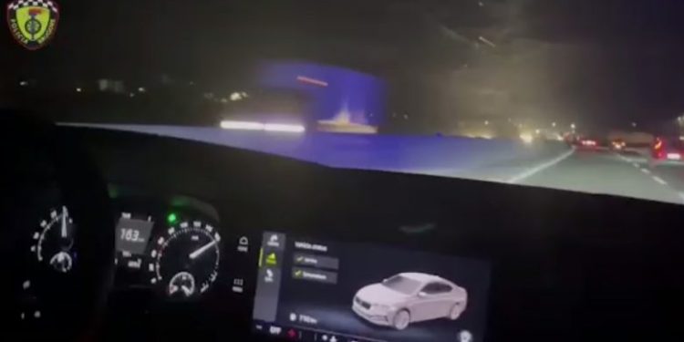 VIDEO/ Policia bën “namin” me gjoba/ 33 shoferë arrestohen në Tiranë, qindra patenta të bllokuara