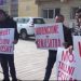 “Na hoqët përsheshin me qumësht”/ Fermerët nuk ndalin protestat