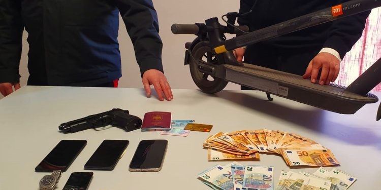 Vajza e varur nga droga u vetëvra, policia zbulon dy shqiptarët që shisnin në zonë