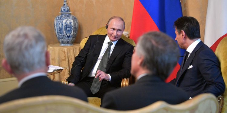 Bashkimi Europian nuk ka b*th t’i vendos sanksione Rusisë, gazetari shqiptar zbulon sekretin