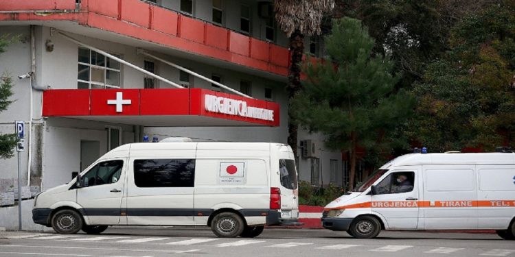 457 të infektuar me COVID, tre humbje jete në 24 orët e fundit