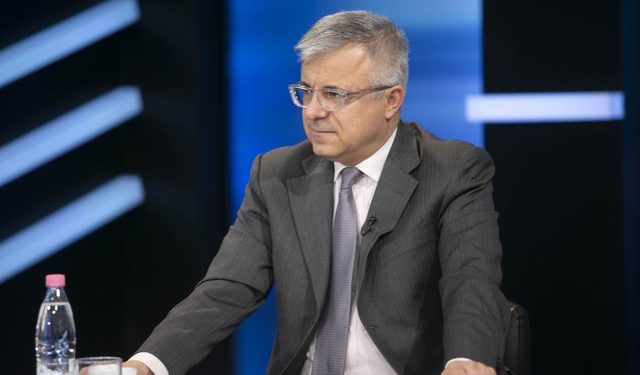 Dyndje për të blerë miell/ Sejamini qetëson shqiptarët: Nuk marrim drithëra nga Ukraina! Rusia nuk ka ndalur eksportin