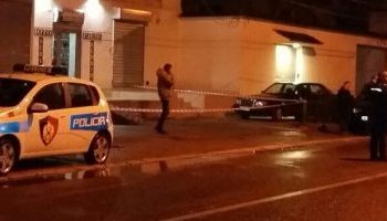 Shkrepën armët për një vajzë në Mamurras, gjykata merr vendimin për 2 të arrestuarit