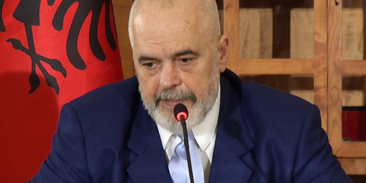 “Ne nuk kemi raketa e avionë, po shpërtheu lufta nuk e evitojmë dot”/ Rama: Pozicioni ynë është ‘komod’