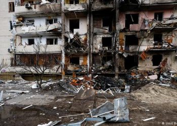 Ukraina do të mbijetojë, por Perëndimit duhet t’i vijë turp