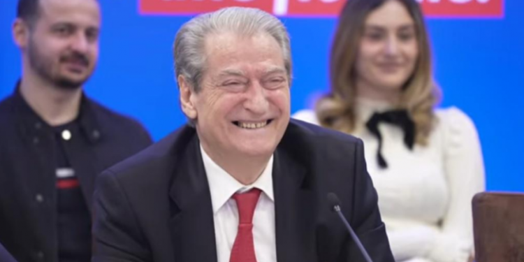 LAJM I FUNDIT/ Pas dorëheqjes së Bashës reagon për herë të parë Berisha