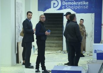 Çfarë po ndodh tani me grupin e Lulzim Bashës, zhduken….