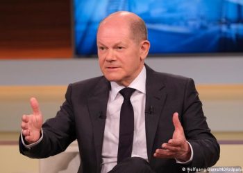 Ndalimi i furnizimit me gazin rus, plasin debatet në Gjermani