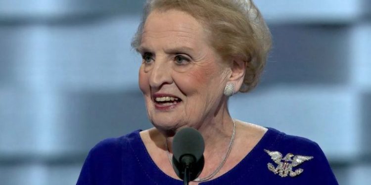 Rusia nuk respekton as ditën e vdekjes së saj, hedh akuza ndaj Madalaine Albright