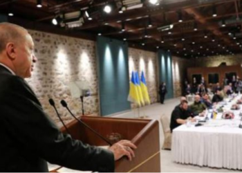 Nisin bisedimet e paqes Rusi-Ukrainë, shpresat për përparim të pakta