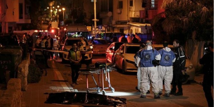 Të shtëna me armë në Tel Aviv, të paktën pesë viktima