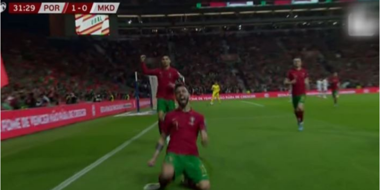 VIDEO/ Kalon në avantazh Portugalia, Bruno Fernandes zhbllokon sfidën