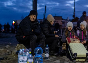 “Dhuna nuk po ndalet…”/ OKB: Mbi 10 milionë njerëz mund të përfundojnë duke ikur nga shtëpitë e tyre në Ukrainë!