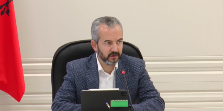 E FUNDIT/ Celibashi shpall kandidatët fitues në zgjedhjet e 6 marsit: Procesi ishte i qetë, nuk ka pasur problematika