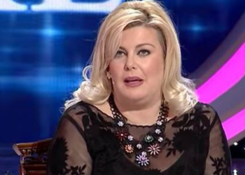 Pasi ‘u zgjidh’ punë të tjerëve, Eni Çobani përfundon vetë në Gjykatë, një person arrestohet pasi…