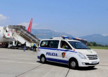 EMRI/ Vrau dy vëllezër në Vlorë, ekstradohet nga Italia 47-vjeçari