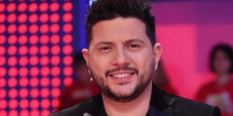 Ermal Mamaqi tregon arsyen se pse u largua nga ekrani