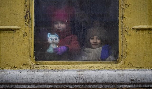 Pushtimi rus/ UNICEF ngre alarmin për fëmijët ukrainas: Nëse lufta nuk ndalet…