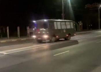 “Karvani i vdekjes”, ja sesi trupat e pajetë të rusëve të vrarë në luftë dërgohen fshehurazi për në Bjellorusi