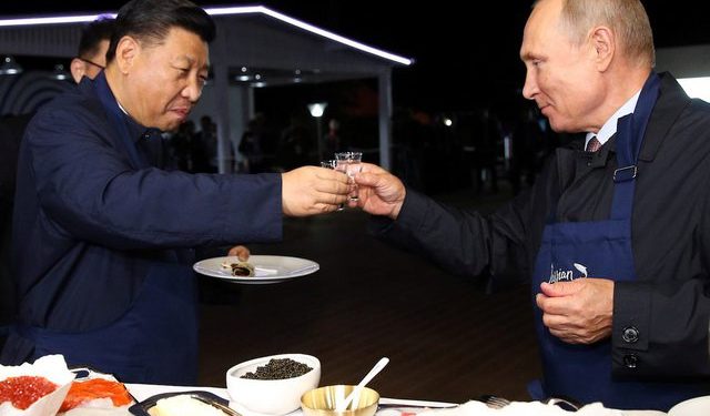 Aleanca/ E gjithë bota pro, Kina del kundër sanksioneve ndaj Rusisë, i hap rrugën për bankat dhe tregtinë