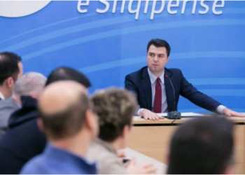 Humbësit mbështesin humbësin/ Injorant, trafikant, të korruptuar që i dolën në mbrojtje Bashës