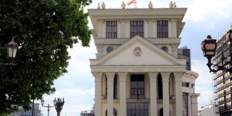 Maqedonia e Veriut shpall “non grata” 5 diplomatë rusë