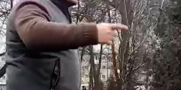 “Kush është për të luftuar?” Kryetari i bashkisë u kërkon ukrainasve të luftojnë trupat ruse