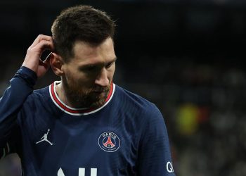 E bujshme, Leo Messi kërkon largimin nga PSG
