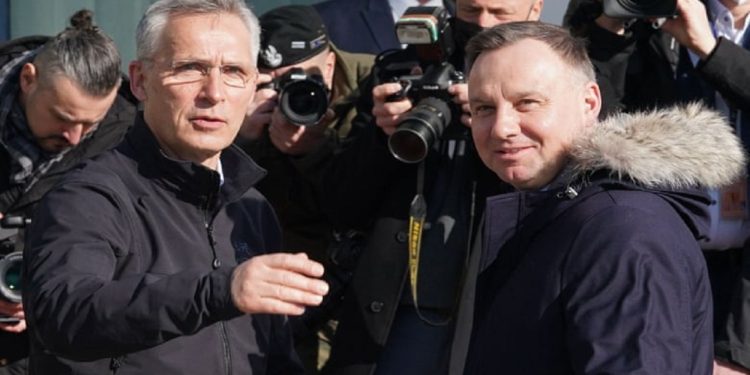 NATO thirrje Rusisë: Tërhiq forcat nga Ukraina, ne nuk përfshihemi