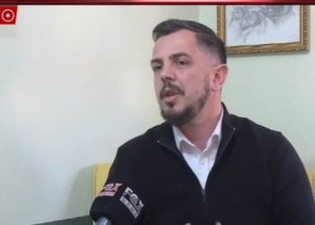 Agjenti i paguar me zafta nga SOROS që shuajti protestën rrëfehet si murgesha tek prifti