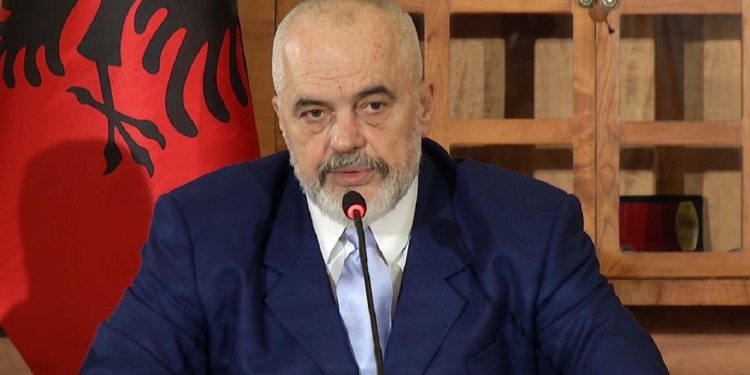 Zelensky bisedë telefonike me Ramën, ja për çfarë u fol