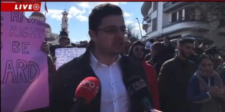 VIDEO/ Shiko çfarë po ndodh tani në Korçë, ndiqe live